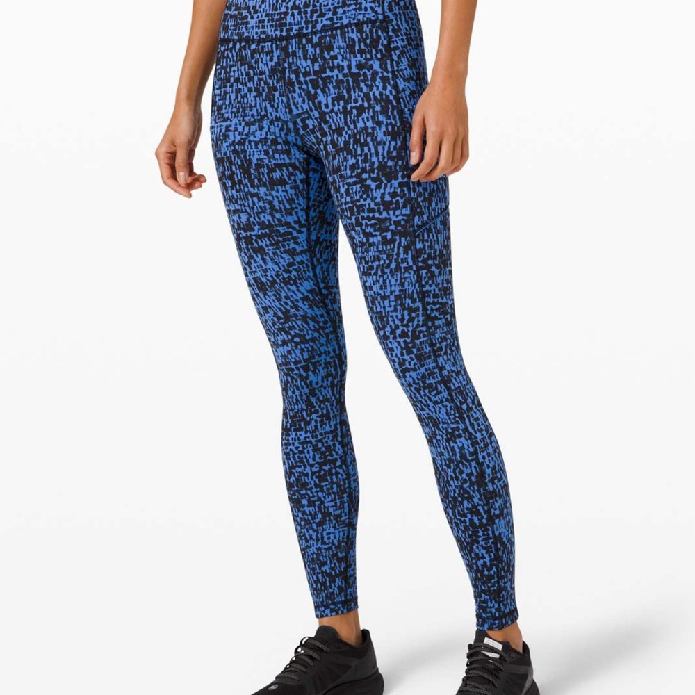 Nike Women's Blue Leggings - Medium